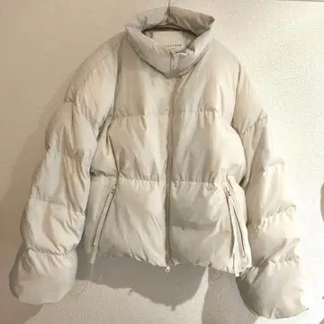 uncrave 다운 숏 에크루