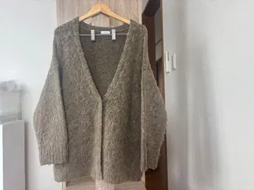 올리브 그린 가디건 사이즈 F