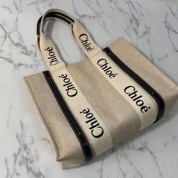 끌로에 토트백 베이지와 블랙