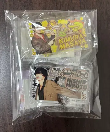 INI 미테코레! 캡슐 토이 2종 세트