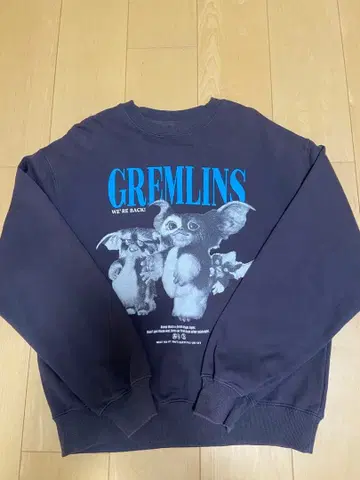 GREMLINS 그래픽 맨투맨