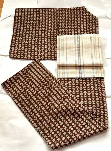 [ 새상품급 ] 브라운 나비 무늬 코몬 기모노 순수 실크