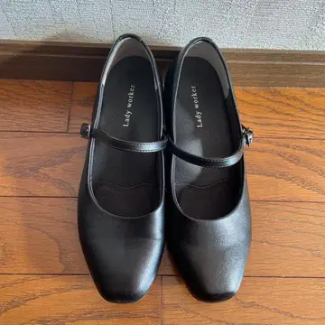 레이디 워커 블랙 펌프스 23.5cm