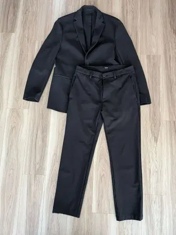 띠어리 수트 셋업 블랙