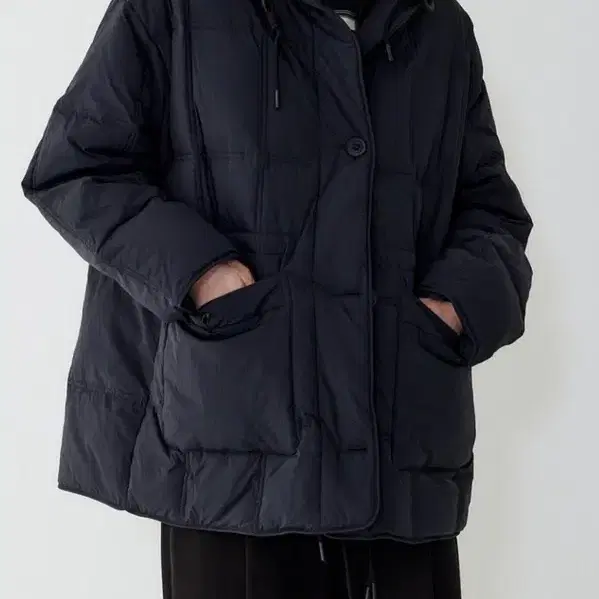 (2025 Product) Studio Tomboy Piping Detail Light Padding Down Jumper