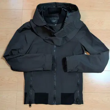 GIVENCY 나일론 자켓 후드 부착 블랙