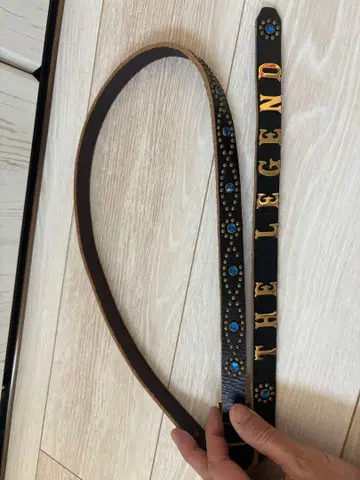 내로우 스터드 가죽 벨트