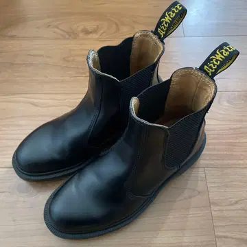 닥터마틴 UK5 24cm