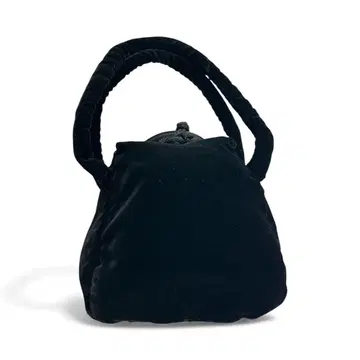 블랙 벨벳 핸드백