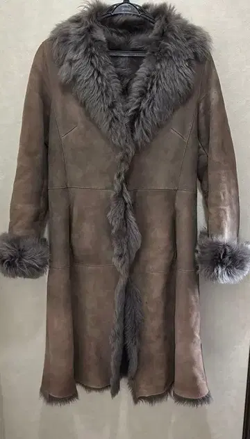 브라운 퍼 포함 양가죽 무스탕 코트 컨디션 최상