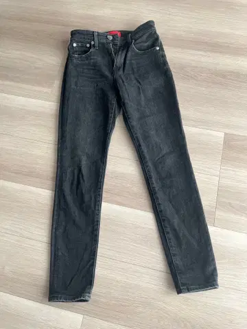 RED CARD 다크 그레이 스키니 데님