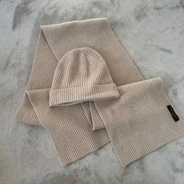 BANANA REPUBLIC 캐시미어 머플러와 모자 세트