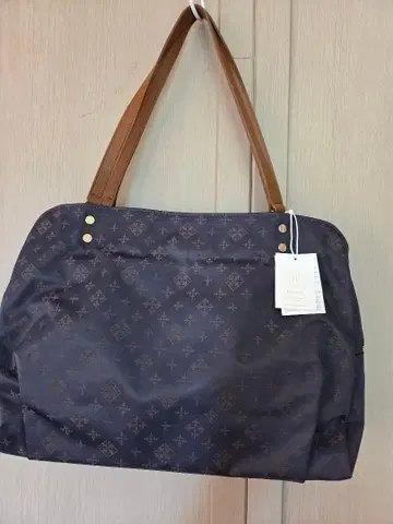 네이비 나일론 숄더백