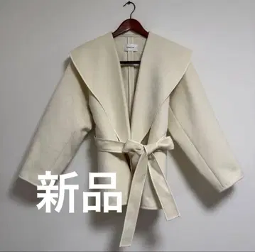 [ 새상품 ] FRAY I.D 리버 코트 빅 칼라 숏 화이트