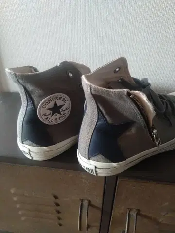 컨버스 하이컷 별