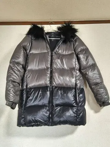 GAP 바이컬러 다운 자켓 후드 부착 S 사이즈