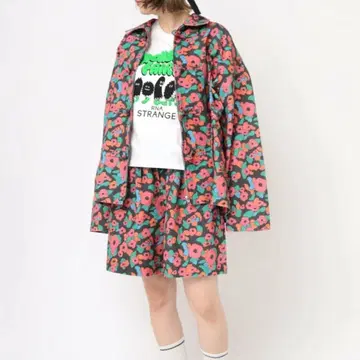 플라워 카모플라주 자켓 & 숏팬츠