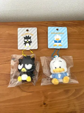 산리오 플로키 마스코트 홀더 배드마츠마루 오리 페클