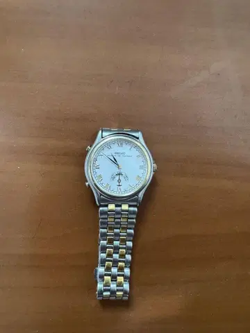 SEIKO 클래식 손목시계 실버 x 골드 작동 미확인
