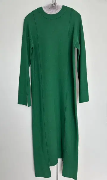 UN3D 그린 니트 원피스 하이넥 탈부착 가능