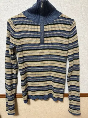 TINA: JOJUN 리미티드 에디션 하프 지퍼 풀오버