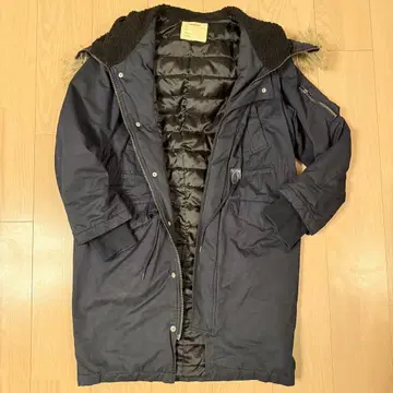 새상품급 Moussy 네이비 롱 다운 자켓