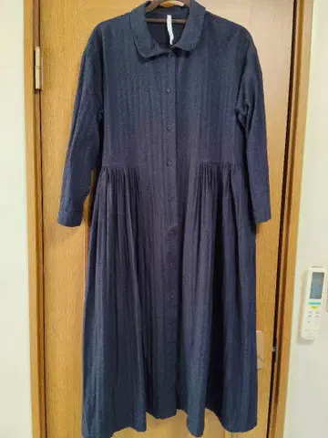 츠치에 헤링본 조 원피스 네이비 나츄란