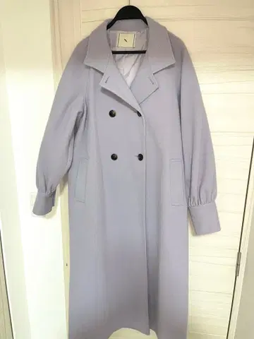 N. 라이트 그레이 롱 코트