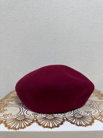 새상품급 여성용 베레모 펠트 햇 헌팅 캡 차분한 빨간색 모자