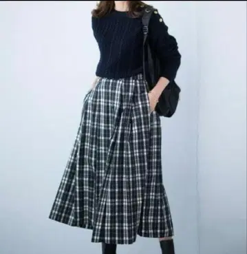 23구 S [세탁 가능] 메모리 체크 타프타 플레어 스커트 32 사이즈