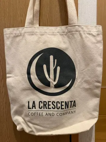 LA CRESCENTA 토트백