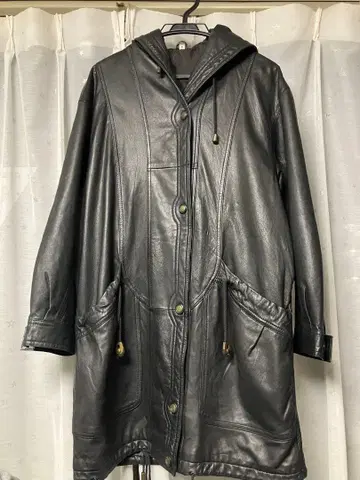 블랙 가죽 코트