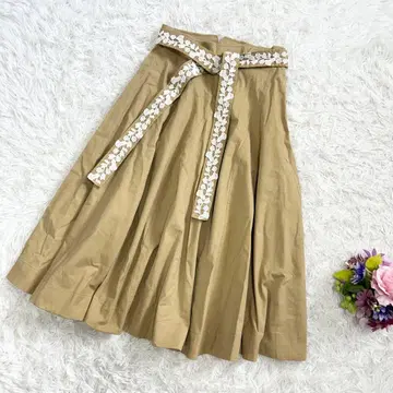 미사용 Chesty 플레어 롱 스커트 꽃무늬 자수 벨트 포함