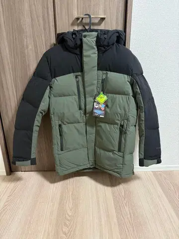 워크맨 엑스쉘터 기가퍼프 다운 코트