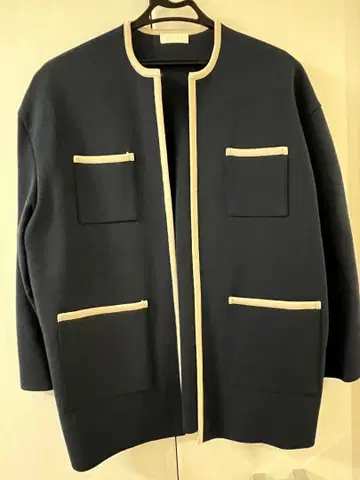 투모로우랜드 Ballsey 밀라노 리브 4 포켓 노카라 가디건