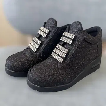 새상품 T'scollection 통굽 스니커즈 반짝이 블랙 사이즈 S