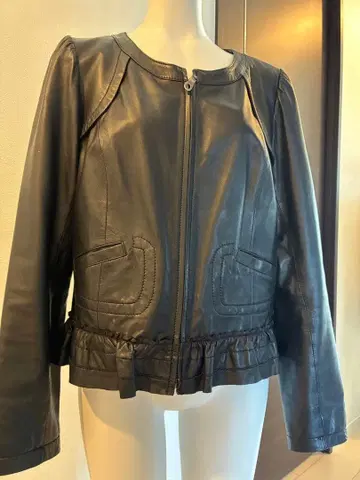 블랙 가죽 숏 자켓