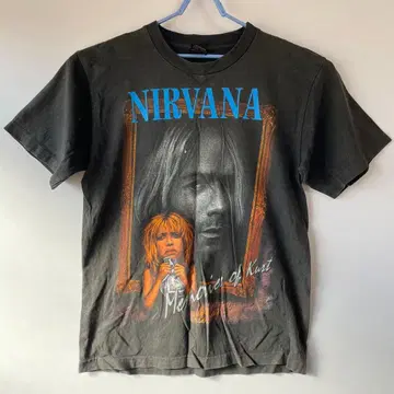 [ 구제 의류 ] NIRVANA 메모리얼 디자인 T셔츠 L 사이즈