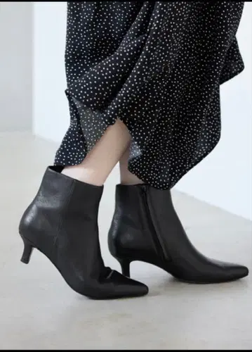 SLOBE IENA 포인티드 부츠