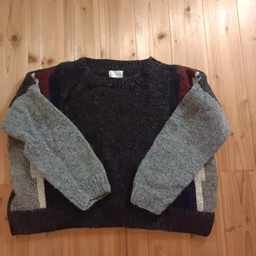 시삼 공방 스웨터