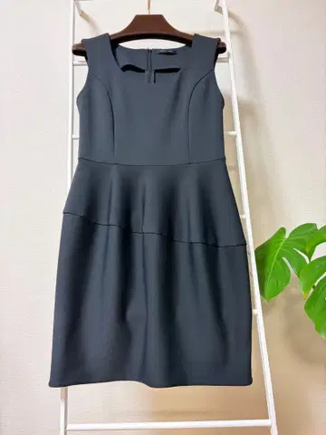 YOKO CHAN 슬리브리스 원피스 40