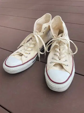 CONVERSE ALL STAR 아이보리 하이컷 스니커즈