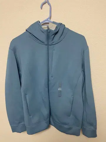 유니클로 스트레치 드라이 맨투맨 풀 집업 후드티 긴팔 M 사이즈