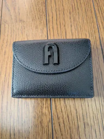 FURLA 3단 폴더형 지갑