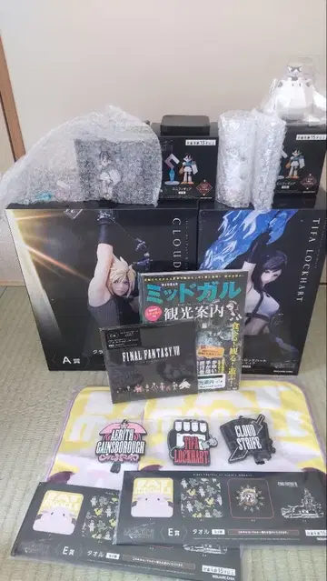 파이널 판타지 리버스 출시 기념 복권 굿즈 세트