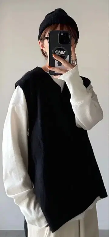 ARULLE V넥 니트 베스트