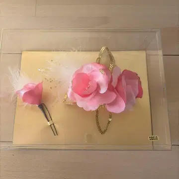 핑크 꽃 머리 장식과 깃털 머리 장식 세트