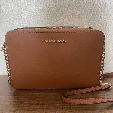 MICHAEL KORS 마이클코어스 브라운 카멜 숄더백