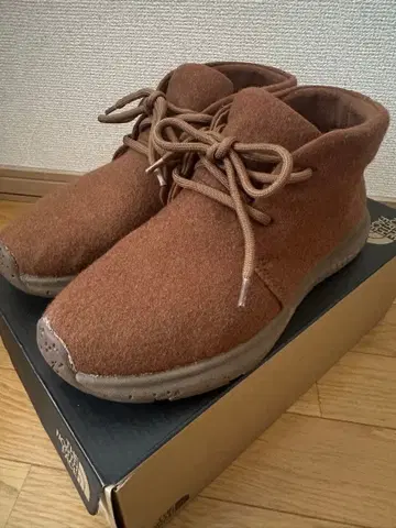 THE NORTH FACE 브라운 하이컷 신발 26.0