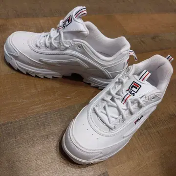 새상품 FILA 통굽 화이트 스니커즈 23.0cm